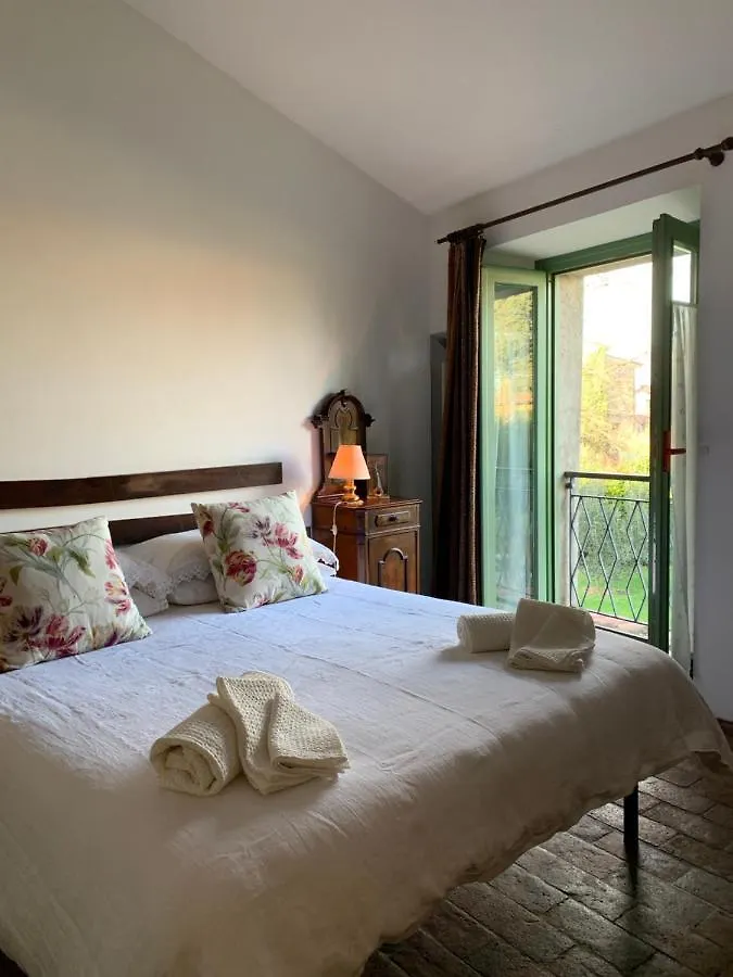 Casa Curlo Bed & Breakfast Calvagese Della Riviera Italy